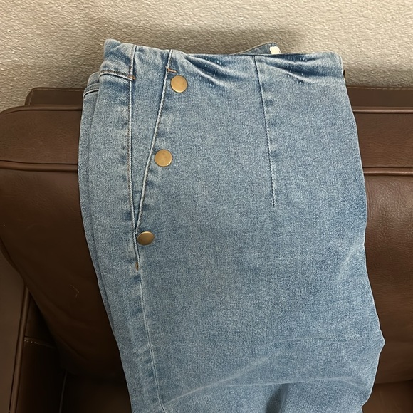 Bohme Amiri Wide Leg Jeans in Light Wash - NWT - Picture 5 of 6